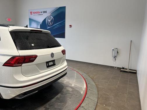 2019 Volkswagen Tiguan 2.0T SEL R-Line