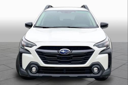 Crystal White Pearl 2025 Subaru Outback Premium