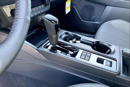 River Rock Pearl 2026 Subaru Outback Limited
