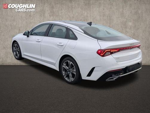 Glacial White Pearl 2024 Kia K5 EX
