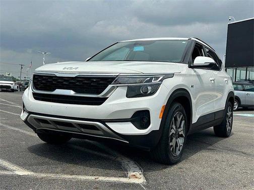 2023 Kia Seltos EX