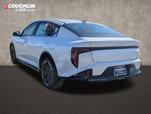 Snow White Pearl 2026 Kia K4 GT-LINE