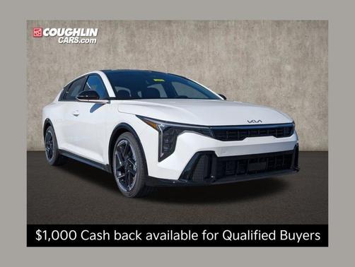 Snow White Pearl 2026 Kia K4 GT-LINE