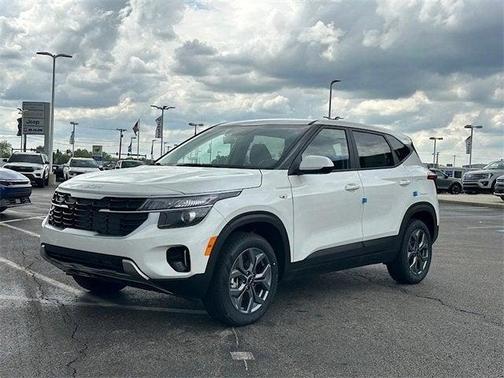 2025 Kia Seltos LX