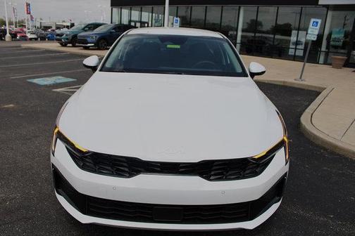 2025 Kia K5 LXS