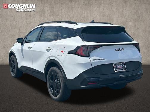 Glacial White Pearl 2026 Kia Sportage X-Line