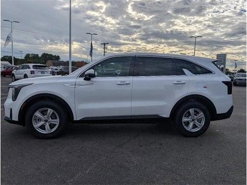2025 Kia Sorento LX