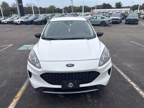 Oxford White 2020 Ford Escape S