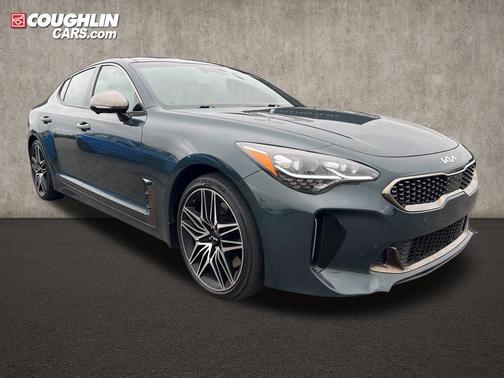 Ascot Green 2022 Kia Stinger GT2