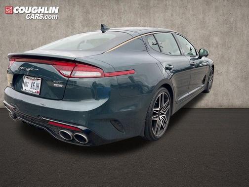 Ascot Green 2022 Kia Stinger GT2