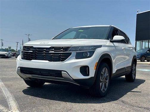 2025 Kia Seltos LX