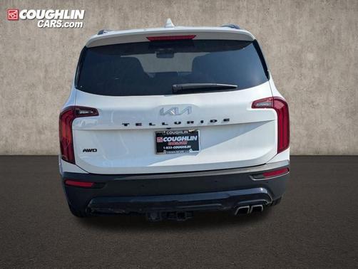 Glacial White Pearl 2022 Kia Telluride SX