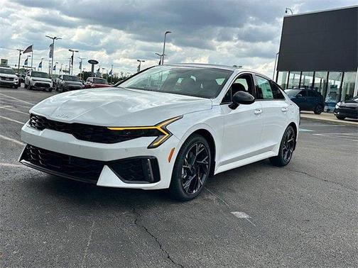 2025 Kia K5 GT-Line