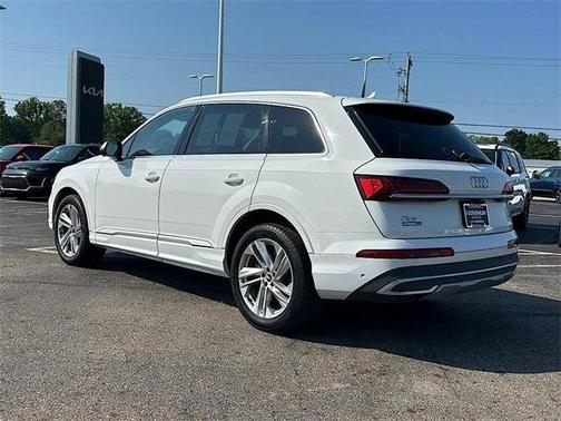 2021 Audi Q7 55 Premium Plus