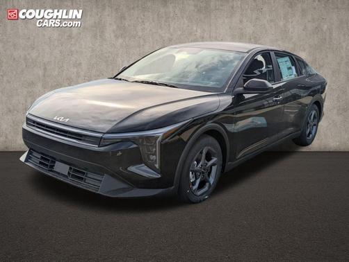 Black 2026 Kia K4 LXS