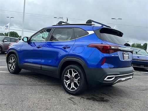 2023 Kia Niro SX Touring