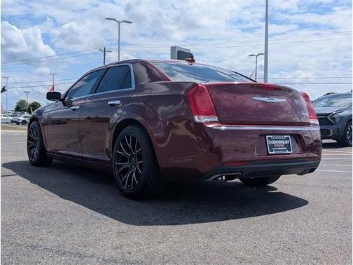 2017 Chrysler 300C Base