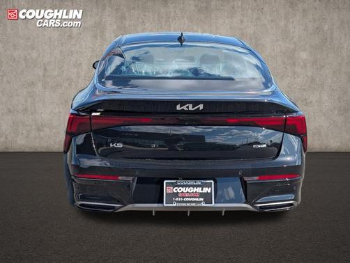 Aurora Black Pearl 2026 Kia K5 GT-Line