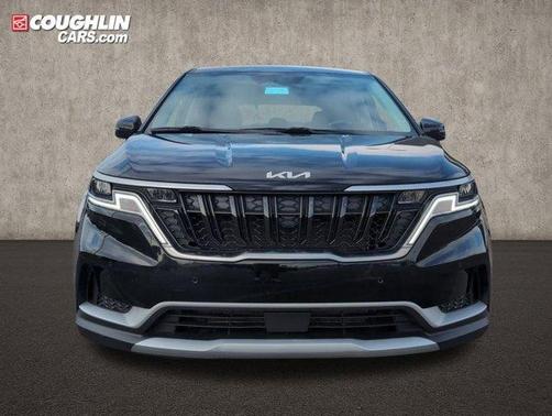 2024 Kia Carnival EX