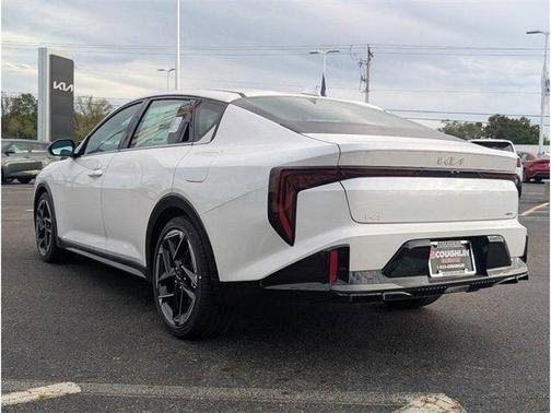 2025 Kia K4 GT-Line