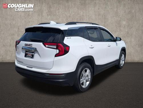 Summit White 2024 GMC Terrain SLE