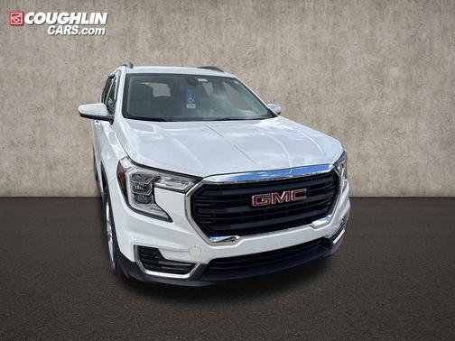 Summit White 2024 GMC Terrain SLE
