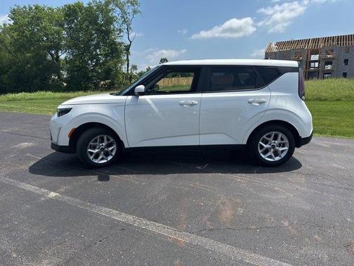 2023 Kia Soul S