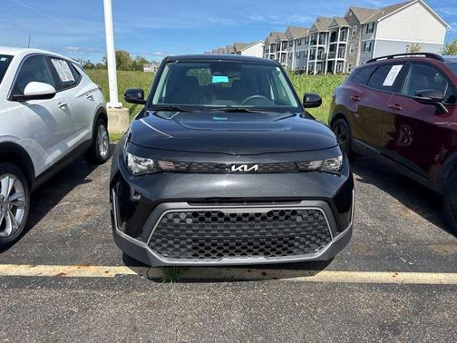 Fusion Orange 2023 Kia Soul S