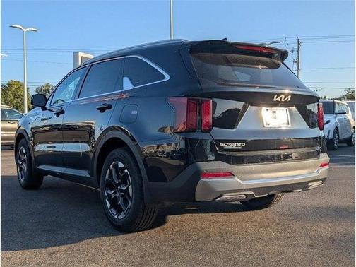 2025 Kia Sorento S