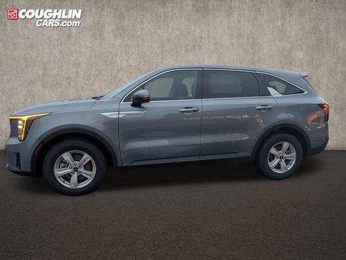 2025 Kia Sorento LX