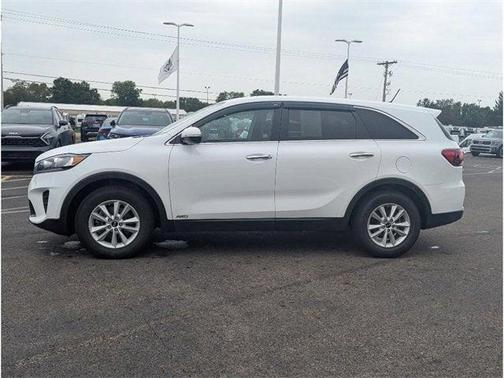 2020 Kia Sorento LX