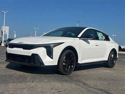 2025 Kia K4 GT-Line Turbo