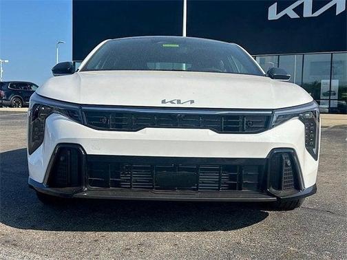 2025 Kia K4 GT-Line Turbo