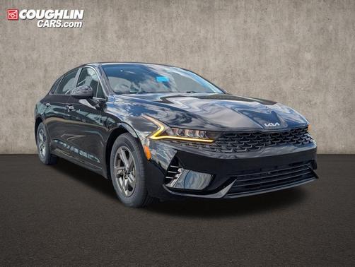 Ebony Black 2023 Kia K5 LXS