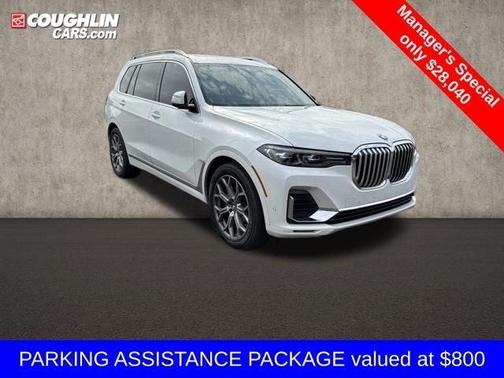 White Metallic 2021 BMW X7 xDrive40i