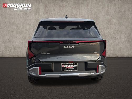 Interstellar Gray 2027 Kia Seltos S FWD