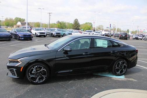 2025 Kia K5 GT-Line