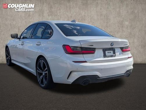 2022 BMW 330 i xDrive