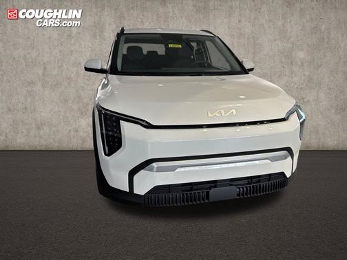 Snow White Pearl 2027 Kia EV3 Wind