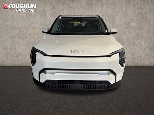 Snow White Pearl 2027 Kia EV3