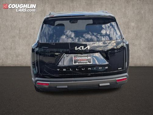 Black 2027 Kia Telluride S