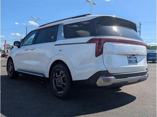 2026 Kia Carnival SX