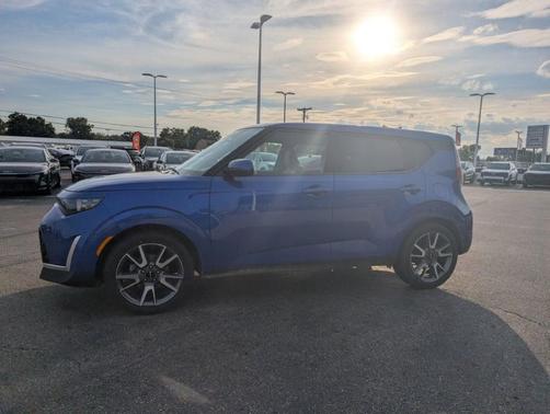 Neptune Blue 2024 Kia Soul EX