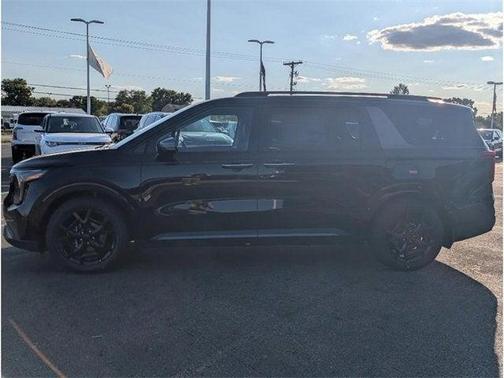 2026 Kia Carnival SX