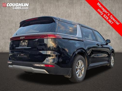 2024 Kia Carnival LX