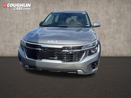 Steel Gray 2024 Kia Seltos EX