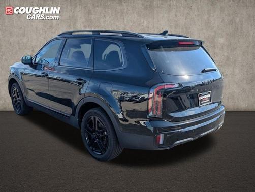 Ebony Black 2025 Kia Telluride EX X-Line