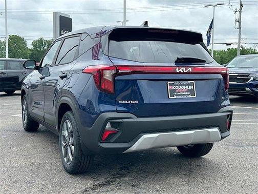 2025 Kia Seltos LX