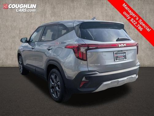 Steel Gray 2025 Kia Seltos LX