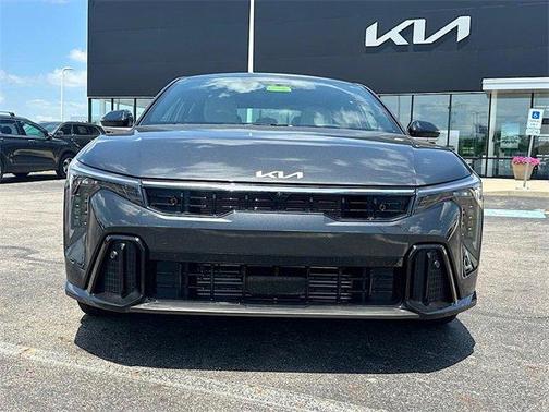 2025 Kia K4 GT-Line Turbo
